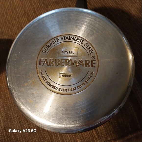 Farberware Classic Series 1.9L Stainless Steel Saucepan With Lid & Black Handle - Picture 4 of 6